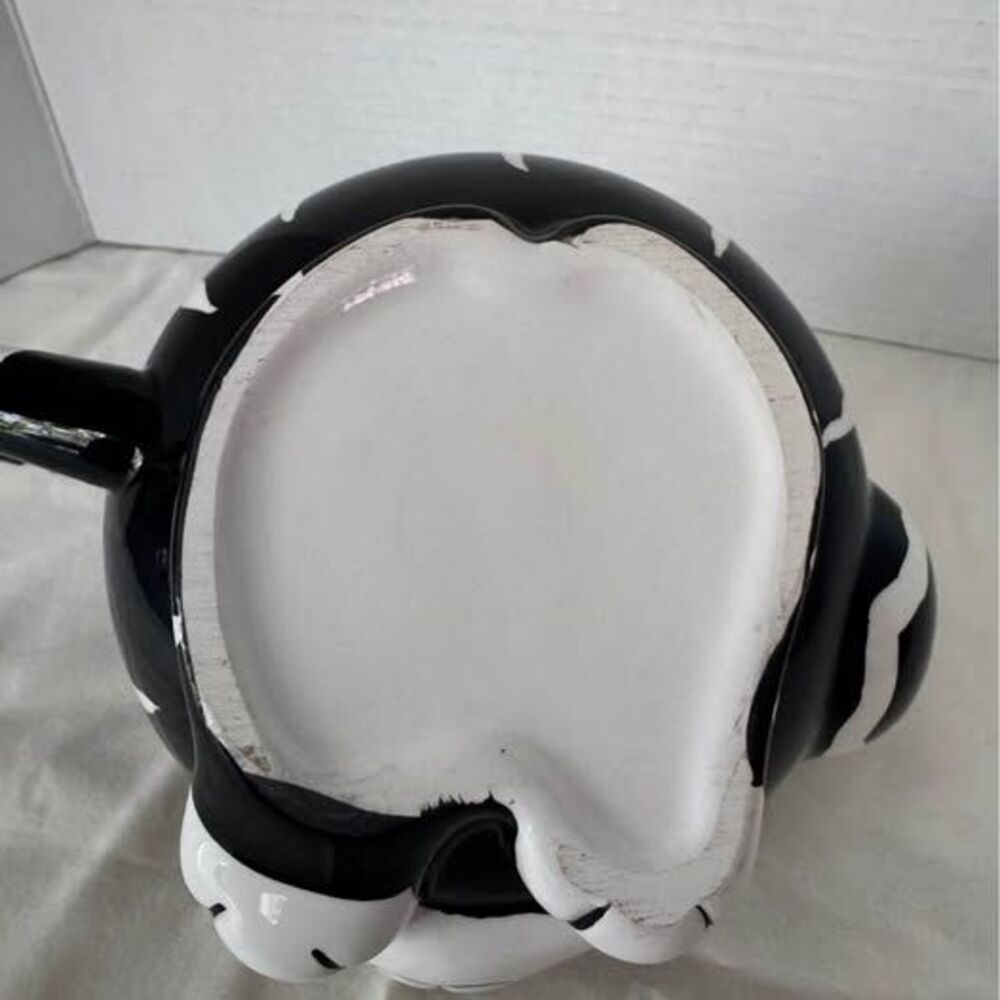 Burton+Burton,Chester the Cat,Teapot w/ Lid, Ceramic w/ Black & White Stripes - Picture 6 of 9